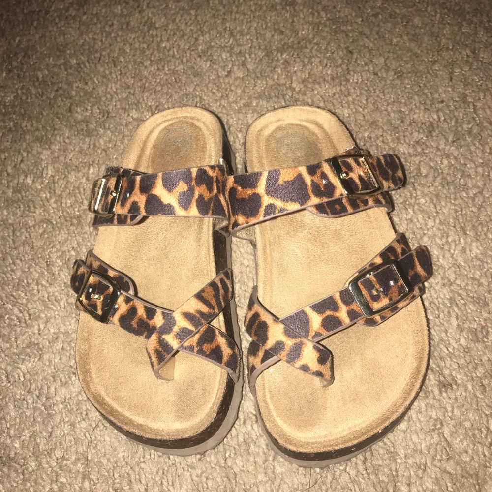 Toddler sandals cheetah print size 8